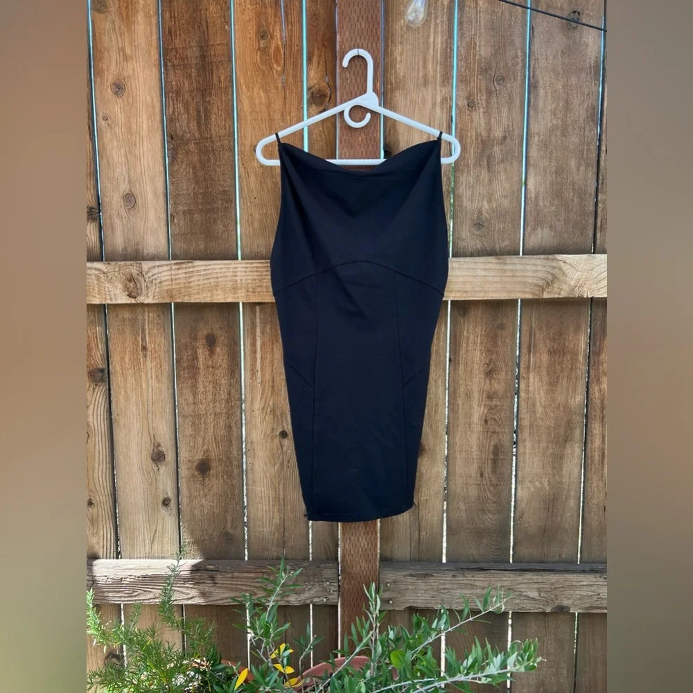 Urban Outfitters Black Backless Dress - Picture 2 of 6